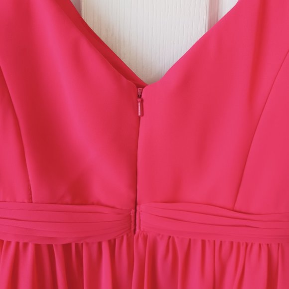 David's Bridal Women's Plus Punch Sheer Chiffon Tank With Rouching Dress Size 16 - Picture 7 of 16